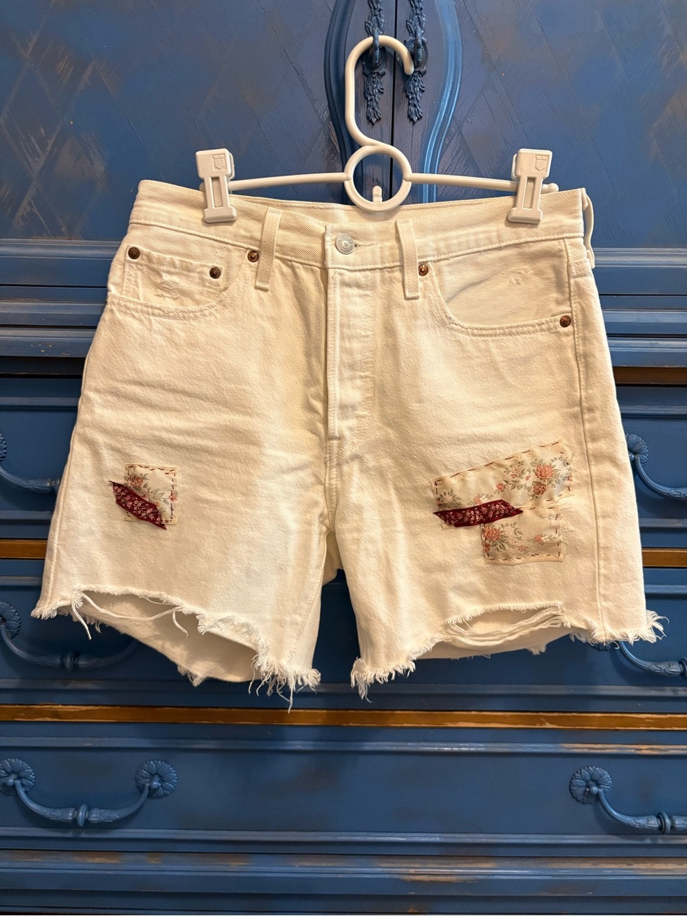 White High-Rise Distressed Denim Shorts with Brocade Ribbon Patch Details Floral